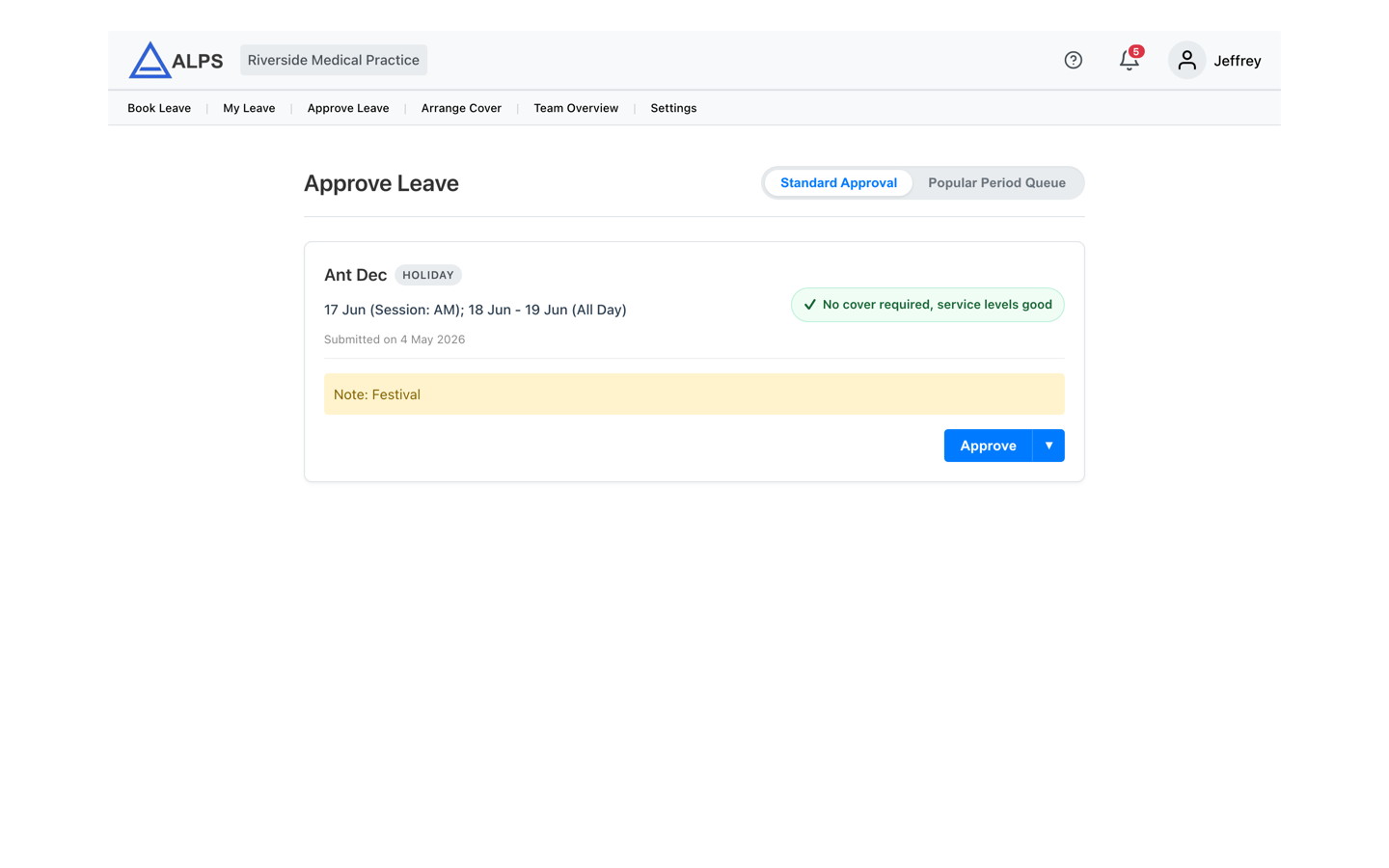 Approve Leave screen with a service-level recommendation